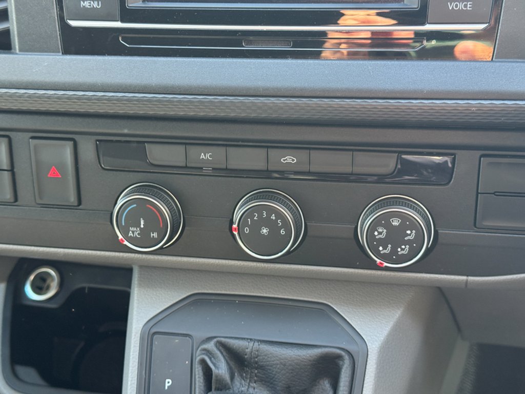 2021 Volkswagen TransporterAUTO SWB L1H1 Low Roof Startline T32 Air Con Sensors EURO 6 — thumbnail 34 of 51
