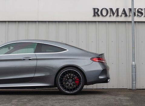 Mercedes-Benz C63 C63 S Premium Plus 29