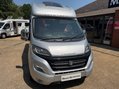 Auto-Trail V-Line 620 AUTOMATIC FIXED BED 37