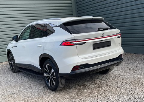 MG HS 1.5 T-GDI PHEV TROPHY 14