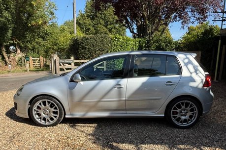 Volkswagen Golf GTI EDITION 30 T 12