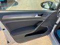Volkswagen Golf SE TSI 7
