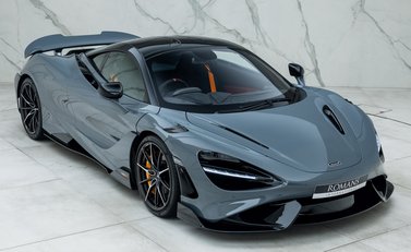 McLaren 765LT 11