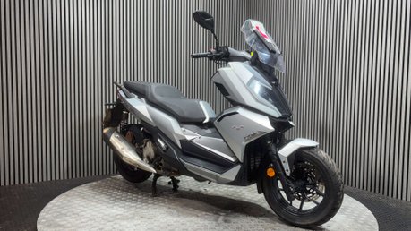 Lexmoto Nexus 2023 17K 1 ONWER LARGE SPORT MAXI SCOOTER 125CC 2
