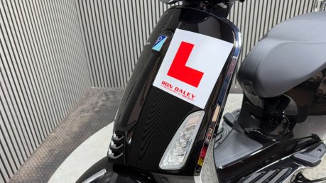 Piaggio Vespa Primavera 2026 ONLY 1K STUNNING 125CC SCOOTER 1 OWNER 13