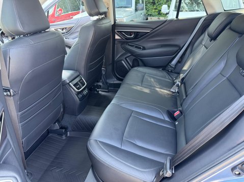 Subaru Outback TOURING 45