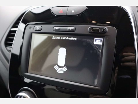 Renault Captur 1.5 Captur Iconic dCi Auto 5dr 20