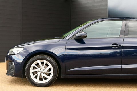 Audi A1 1.0 A1 Sportback 30 TFSI Sport Semi-Auto 5dr 10