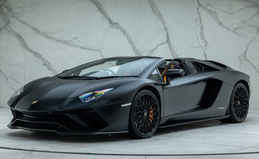 Lamborghini Aventador S LP 740-4 ROADSTER 1