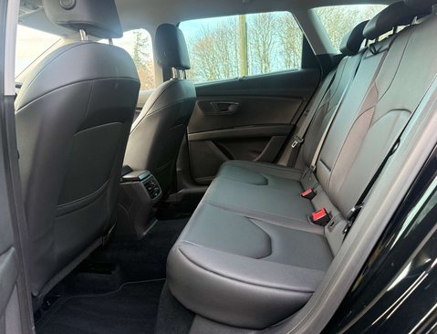 SEAT Leon 2.0 Leon Xcellence Luxury TSi Semi-Auto 5dr 40