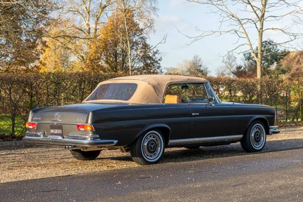 Mercedes-Benz SE 280SE 3.5 8