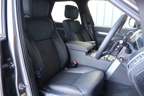 Land Rover Discovery BRAND NEW COMMERCIAL DYNAMIC HSE WITH A GENUINE REAR SEAT CONVERSION 19