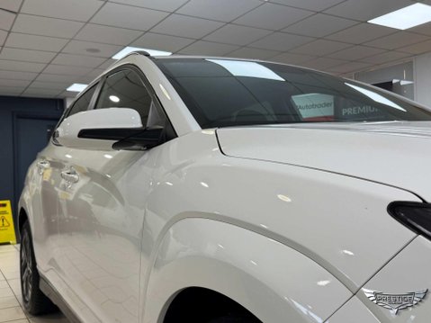 Hyundai KONA 64kWh Premium Auto 5dr (10.5kW Charger) 66