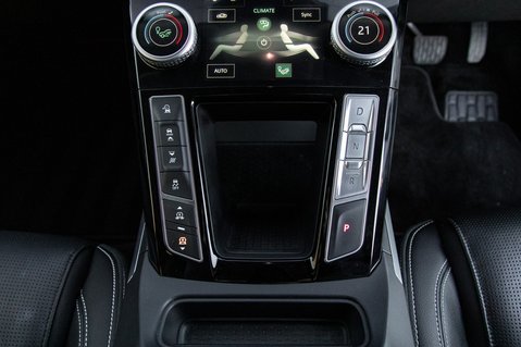 Jaguar I-Pace SE 39