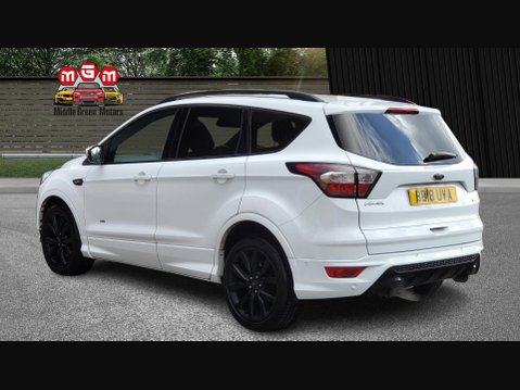 Ford Kuga ST-LINE X 6