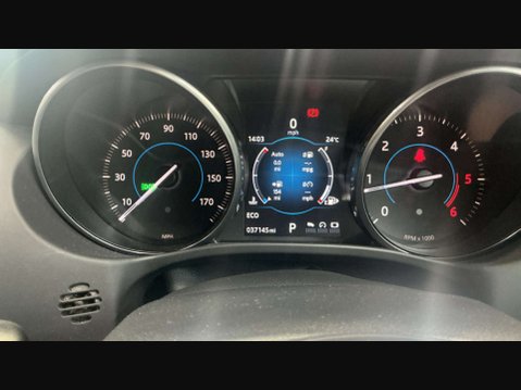 Jaguar XE 2.0 XE R-Sport D Automatic 4dr *NATIONAL DELIVERY* 14