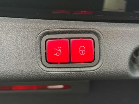 Mercedes-Benz E Class 3.0 E53 BiTurbo GPF MHEV EQ Boost AMG Saloon 4dr Petrol SpdS TCT 4MATIC+ Eu 42