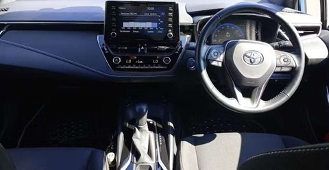2021 Toyota Corolla thumbnail 9