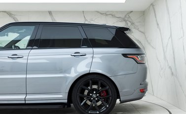 Land Rover Range Rover Sport 5.0 SVR Carbon Edition 33