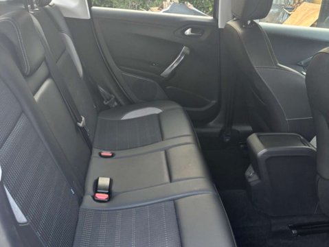 Peugeot 2008 1.2 2008 Allure S/S Auto 5dr 4