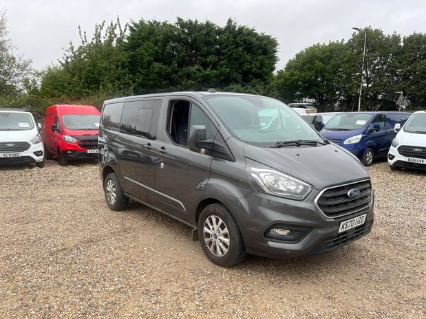 Ford Transit Custom Crew Cab SWB L1H1 Limited 300 CAT N Air Con Alloys Cam EURO 6 NO VAT 4
