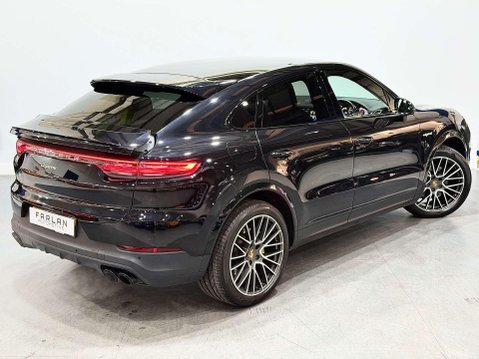 Porsche Cayenne 3.0 V6 E-Hybrid 14.1kWh Coupe 5dr Petrol Plug-in Hybrid TiptronicS 4WD Euro 18