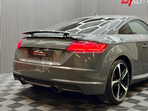 Audi TT 1.8 TFSI Black Edition Euro 6 (s/s) 3dr 9