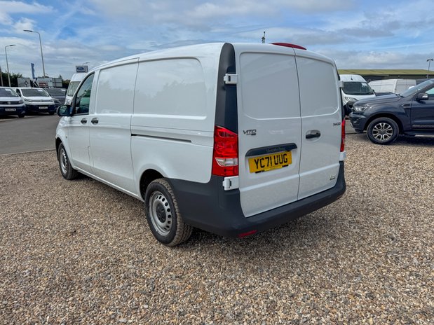 Mercedes-Benz Vito AUTO LWB L2H1 Low Roof Progressive 114 Air Con Sensors EURO 6 10