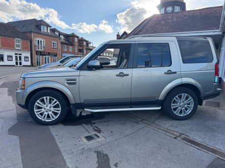 Land Rover Discovery 3.0 TD V6 HSE Auto 4WD Euro 4 5dr 9