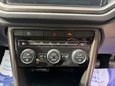 Volkswagen T-Roc 1.0 TSI SE Euro 6 (s/s) 5dr 25