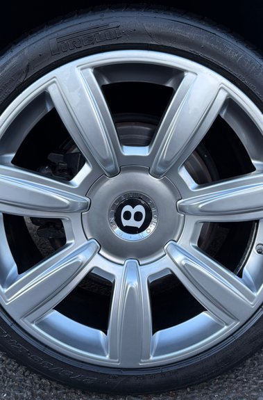 Bentley Continental GT - 16 SERVICES RECORDED -MASSAGE SEATS -POWER BOOT -BLUETOOTH 