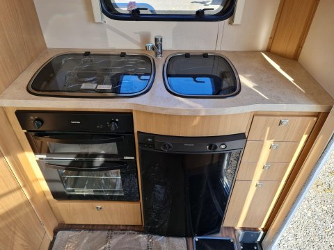 Elddis Autoquest 115 Motor Home 25