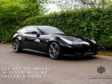 Ferrari GTC4 Lusso V12. CARBON FIBRE INTERIOR. PANORAMIC ROOF. PASSENGER DISPLAY. 