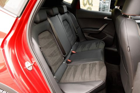 SEAT Arona TSI FR SPORT DSG 39