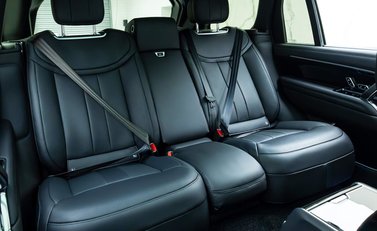 Land Rover Range Rover P530 Autobiography LWB 9