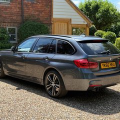 BMW 3 Series 320I XDRIVE M SPORT TOURING 2