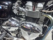 Triumph Bonneville 2004 ONLY 14K LONG MOT TOP BOX VERY CLEAN MODERN RETRO 790 32