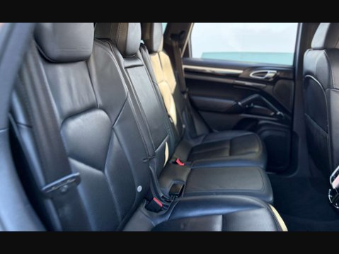 Porsche Cayenne 4.1 Cayenne V8 D S Tiptronic S Auto 4WD 5dr 24