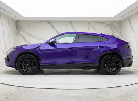 Lamborghini Urus SE 6