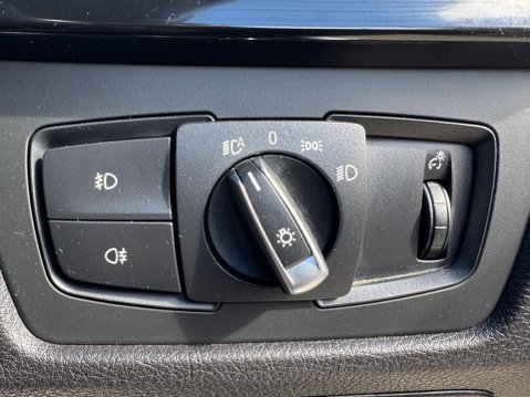 BMW 3 Series 3.0 330d M Sport Auto xDrive Euro 6 (s/s) 4dr 38