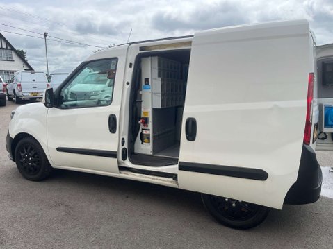 Fiat Doblo 1.2 Doblo 16V REAR ELECTRIC AND RACKING 31