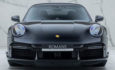 Porsche 911 Turbo S (992) 7