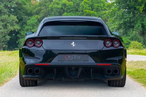 Ferrari GTC4 Lusso T 24