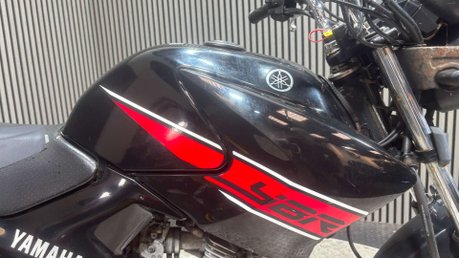Yamaha YBR 125 2013 36K RUNNING PROJECT BIKE SPARES OR REPAIR 125CC LEARNER 22