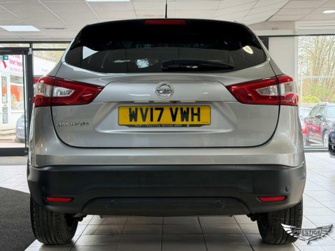 Nissan Qashqai 1.2 DIG-T N-Connecta 2WD Euro 6 (s/s) 5dr 91