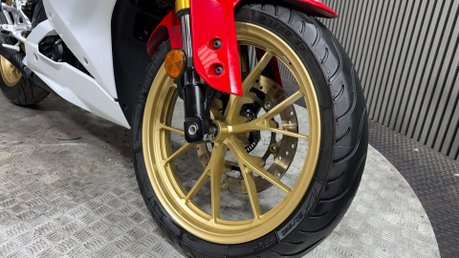 Yamaha R125 2022 MK3 SUPER SPORT 125CC 60TH ANNIVERSARY ONLY 5K 20
