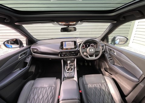 Nissan Qashqai DIG-T TEKNA PLUS MHEV 19