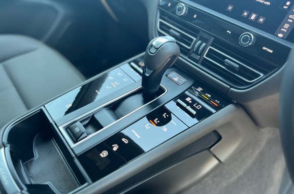 Porsche Macan PDK 29