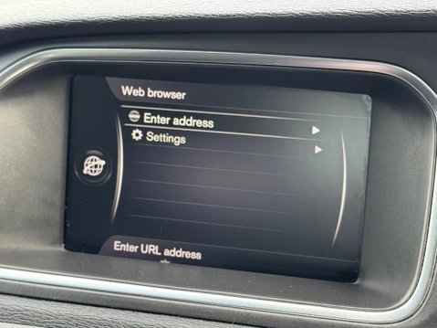 Volvo V40 2.0 D3 Momentum Nav Plus Euro 6 (s/s) 5dr 20