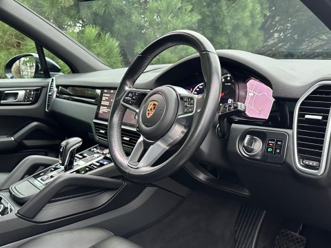 Porsche Cayenne 3.0T V6 TiptronicS 4WD Euro 6 (s/s) 5dr 5
